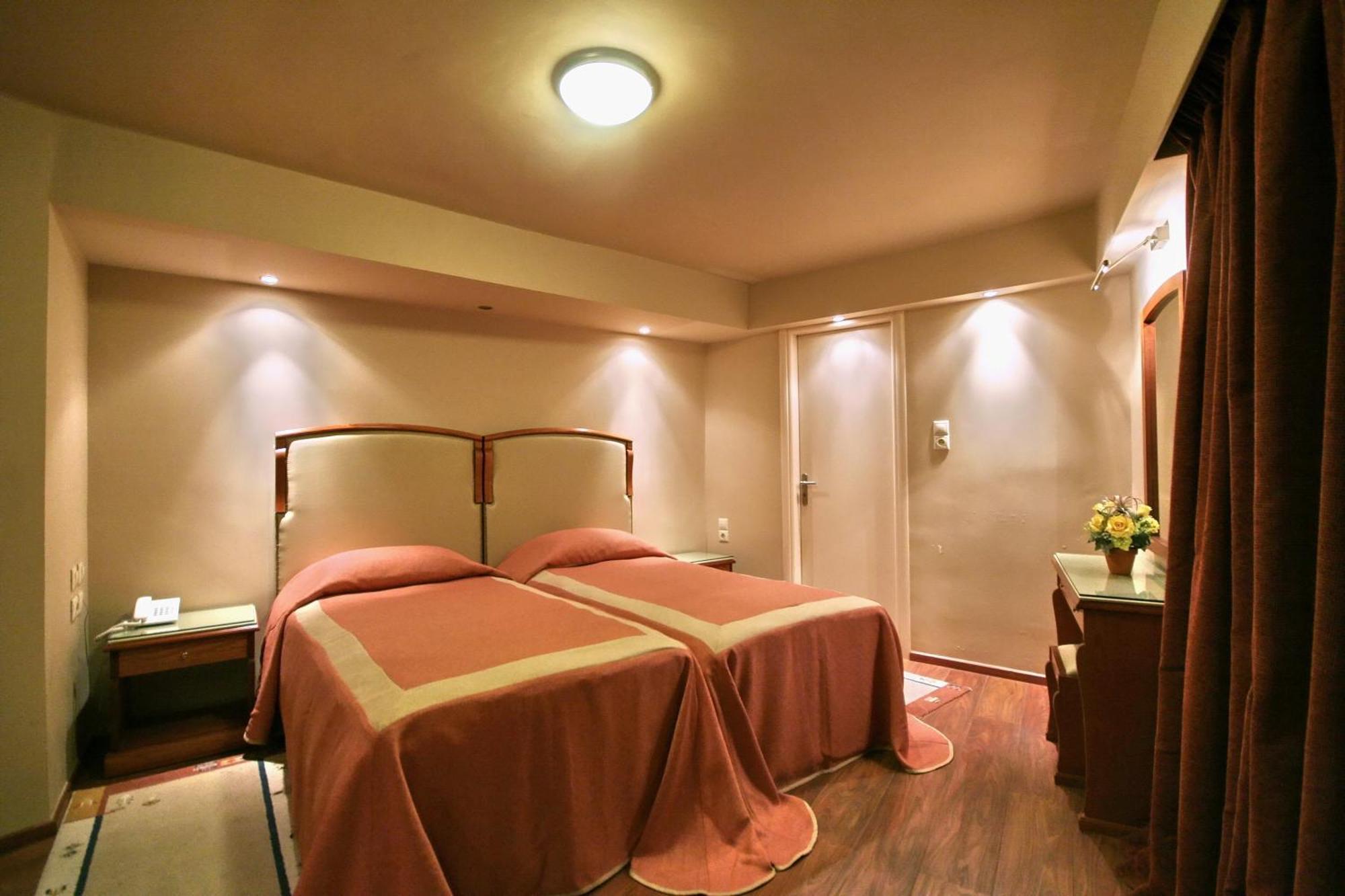 Kentrikon Hotel Langadia Bilik gambar